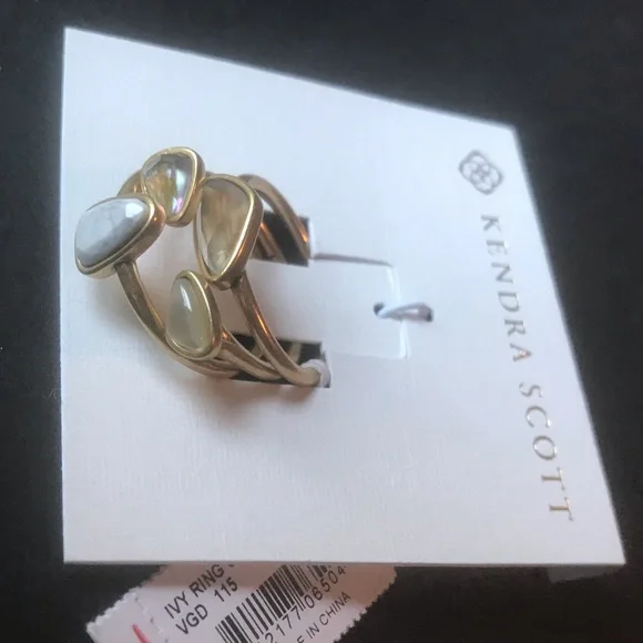 Kendra Scott Ring Set - Picture 12 of 14